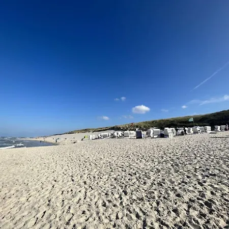 아파트 Lighthousestudio & *