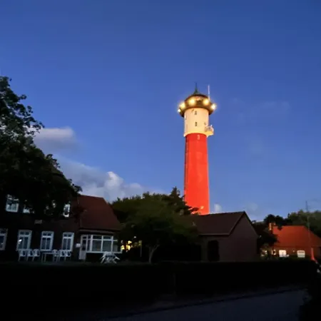 Lighthousestudio & *